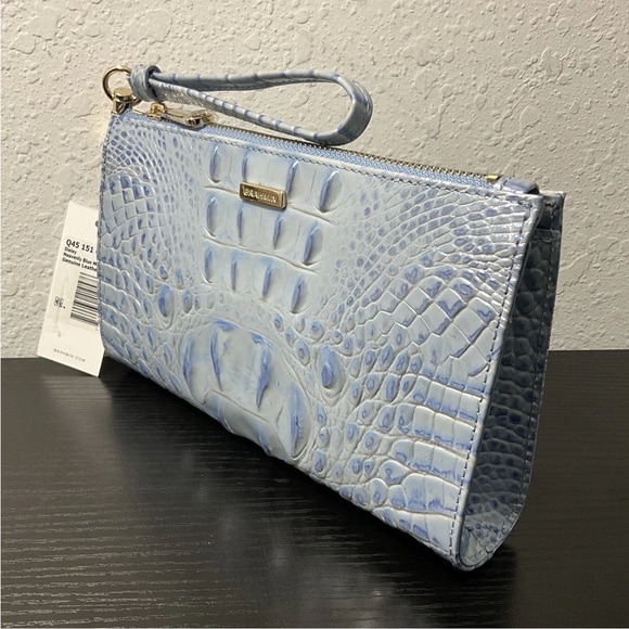 Brahmin Daisy HEAVENLY BLUE MELBOURNE Leather Wristlet Cosmetic Clutch